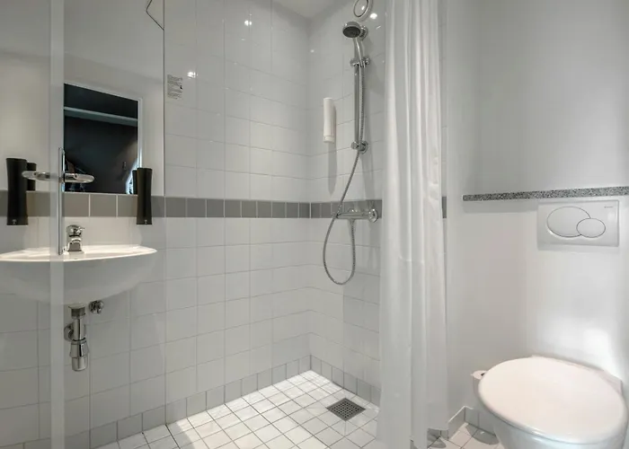 Four Points Flex By Sheraton 3* 발레롭