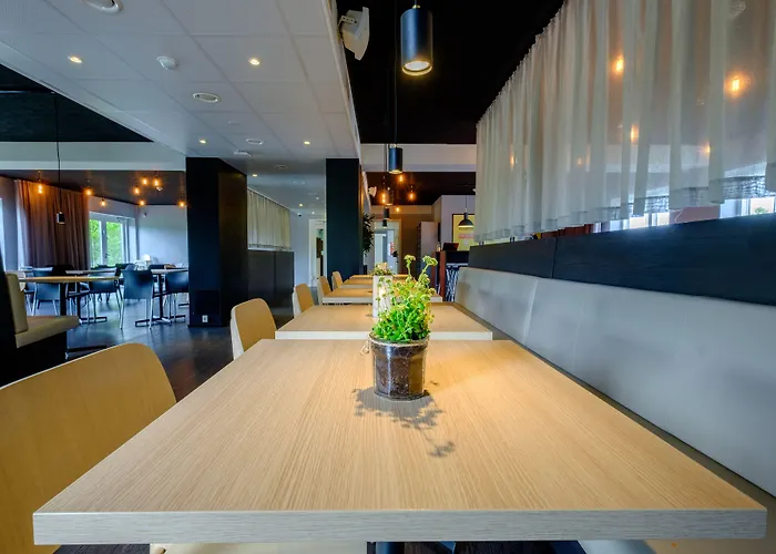 Four Points Flex By Sheraton 3* 발레롭